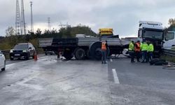 TEM Otoyolu’nda iki tır çarpıştı: 1 yaralı