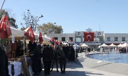 Gar Meydanı'nda Gazze'ye destek kermesi