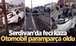 Serdivan'da feci kaza: Otomobil paramparça oldu