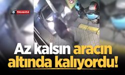 Az kalsın aracın altında kalıyordu!
