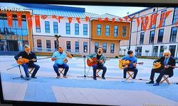 Akyazılılar hem sazlarını hem seslerini konuşturdular