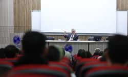 Vali Doğan SAÜ'de öğrenciler ile bir araya geldi