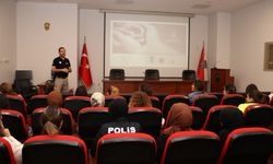 Sakarya'da "En İyi Narkotik Polis: Anne" Semineri