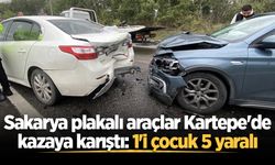 Sakarya plakalı araçlar Kartepe'de kazaya karıştı: 1'i çocuk 5 yaralı