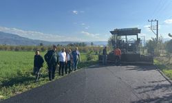 Akyazı’da yol çalışmaları sürüyor