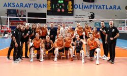 Sakarya Voleybol lige galibiyetle başladı