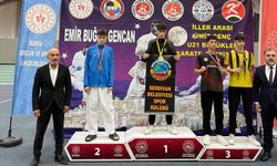 Serdivanlı karatecilerden Bursa’da madalya zaferi
