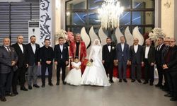 Muhteşem düğünle dünya evine girdiler