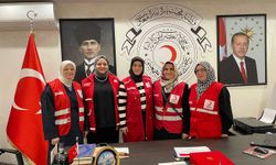 Kızılay Akyazı Şubesinde Kadın Kolları değişti