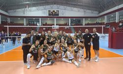 Sakarya Voleybol namağlup ilerliyor: Hedef 6’da 6!