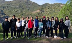 SUBÜ öğrencileri Yuvacık’ta doğa yürüyüşü yaptı
