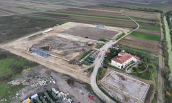 FİFA standartlarında olacak spor tesisinde çalışmalar sürüyor