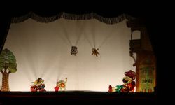 ‘Bir Hikâye Bin Neşe’ çocukların yüzünde tebessüm oluyor