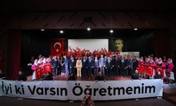 Sakarya’da 24 Kasım Öğretmenler Günü coşkuyla kutlandı