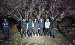 Ormanda mahsur kalan 6 kişi kurtarıldı