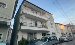 Kolonları çatlayan bir bina daha boşaltıldı