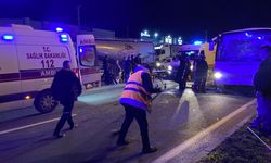 D-100'de kaza: 11 yaralı