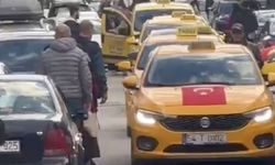 Taksiciler, şehidin cenaze töreninde ücretsiz taşıma yaptı