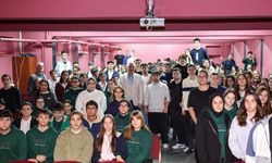 Başkan Çelik öğrencilerle bir araya geldi