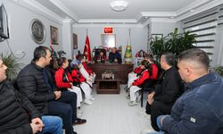 Madalyalı Karatecilerden Başkan Ata’ya ziyaret