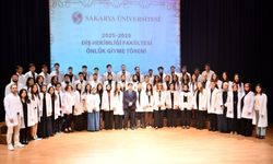 Gülümsemelerin geleceği SAÜ’de beyaz önlükle başladı