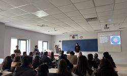 SAÜ’de öğrenciler geleceğin tehditlerine hazırlanıyor
