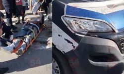 Adapazarı'nda minibüs ile motosiklet çarpıştı: 2 yaralı