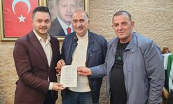 AK Parti'ye üye oldu