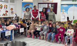 Üç günde 13 okulu ziyaret ettiler