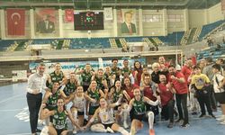 Sakarya Voleybol'dan üst üste 8'inci zafer!