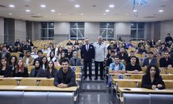 Başkan Çelik SAÜ Siyaset Bilimi öğrencileriyle buluştu