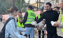 AK Parti Gençlik Kollarından 'okula 5 kala' etkinliği