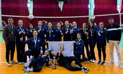 SUBÜ’den voleybolda çifte birincilik