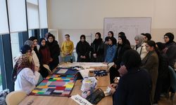 SAMEK atölyelerinde minikler seramikle, gençler tezhiple tanıştı