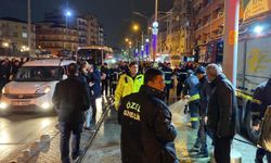 Yaşlı kadın tramvayın altında kaldı