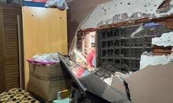 Beton dökerken yan evin duvarını yıktılar