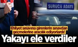 Sakarya'da ehliyet sınavına girenlerin sınavdan geçmelerine aracılık ediyorlardı! Yakayı ele verdiler