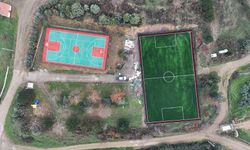 Geyve Bayat ve Eşme’de spor sahaları hizmete gün sayıyor