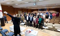 Sakarya SMMM Odası'nda "Ticaret ve Mükellefiyet Yolculuğu" paneli