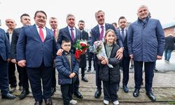 Yusuf Alemdar çocukların karne sevincini paylaştı