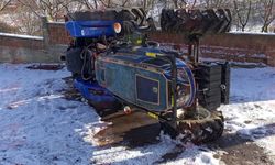 Serdivan'da traktör kazası: 1'i ağır 2 yaralı