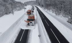 Bolu Dağı’nda ‘Kar kaplanları’ böyle yolu açtı