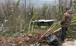 Kartepe'de yolcu otobüsü şarampole yuvarlandı, çok sayıda yaralı var