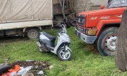 Çaldıkları motosikleti çalıştıramayan hırsızlar zarar verip bıraktı