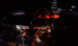 Fabrika yangını havadan görüntülendi