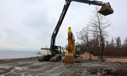 Son hazırlıklar tamam! Sapanca Gölü kıyısındaki kaçak yapılar yıkılıyor