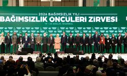 SUBÜ Yeşilay Topluluğu öğrencileri Bağımsızlık Öncüleri Zirvesi’nde yer aldı