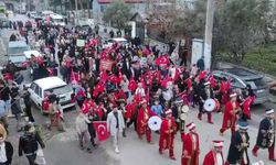 Geyve’de Ramazan için mehterli fener alayı düzenlendi