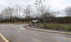 Arifiye Belediyesi kaldırım çalışmalarını sürdürüyor