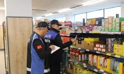 Arifiye zabıtasından Ramazan öncesi marketlere sıkı denetim